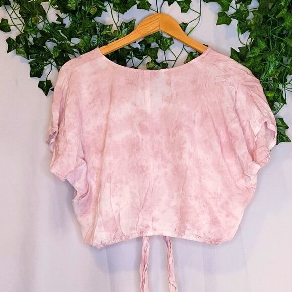 Sim & Sam. Crop Top. Size Medium. EUC - Picture 5 of 9